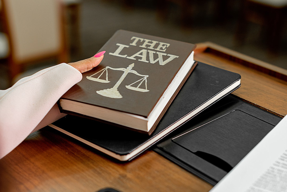 What Is the Difference Between Lawyer and Attorney